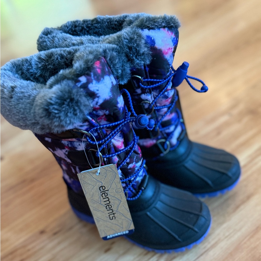 BNWT kids size 12 Colorful Winter Boots with Faux Fur Lining
